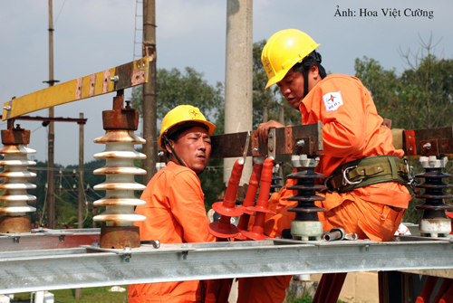 Bộ Công Thương xin "giải cứu" các Tập đoàn