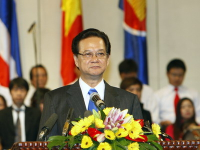 Phát ngôn và hành động: "Đỉnh" và "Đáy" của năm 2010 (I)