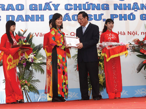 Bổ nhiệm chức danh giáo sư, phó giáo sư: Quyền hạn hiệu trưởng đến đâu?