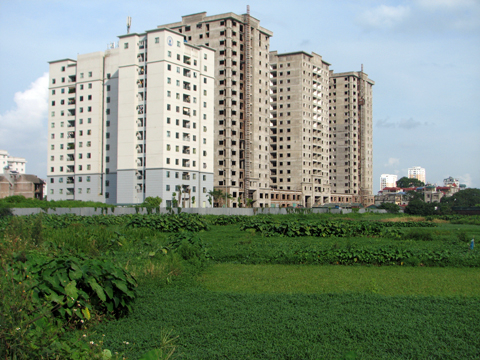 Khách mua nhà vẫn chờ giá giảm thêm