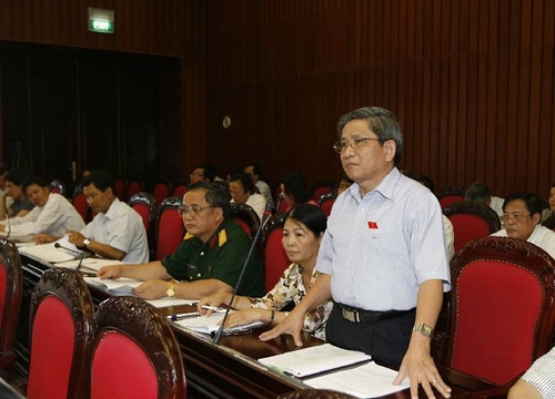 Cơ quan đại điện ngoại giao phải bảo vệ công dân