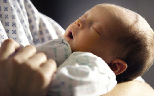 Bố mẹ muốn phát tài, đua nhau sinh mổ để chọn ngày, giờ đẹp