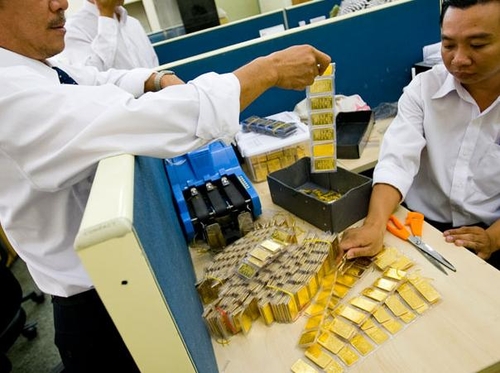 Giá vàng ‘lên đỉnh” và nỗi lo tiềm ẩn
