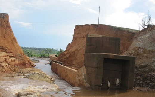 Thủy điện vừa và nhỏ: Đóng góp ít, tác động nhiều