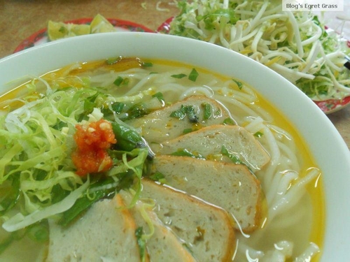 Bún chả cá Đà lạt