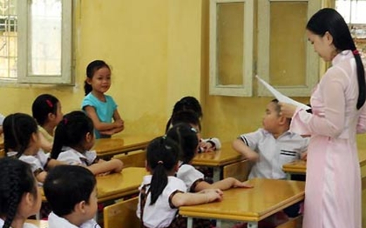 Thiếu 27.000 giáo viên hay thiếu lẽ công bằng?