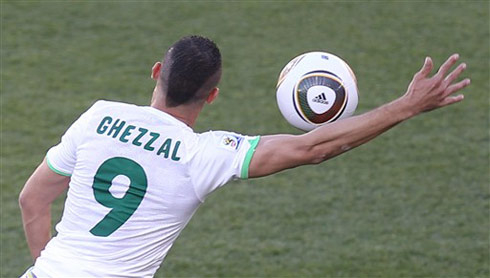 Slovenia chiếm ngôi đầu bảng C