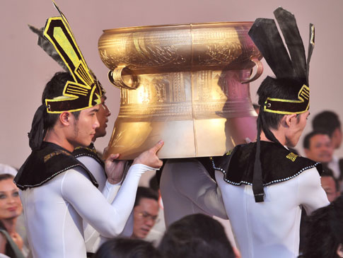 Cuộc đấu giá từ thiện bị biến thành trò đùa