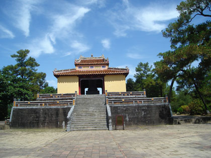 Trong nắng Phương Nam nhớ Huế