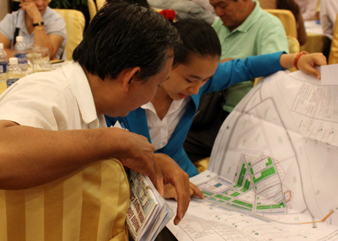 Môi giới nhà đất đổ xô kiếm việc mới