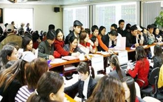 Đánh cược ngàn tỷ vào cổ phiếu ‘rau thơm, trà đá’