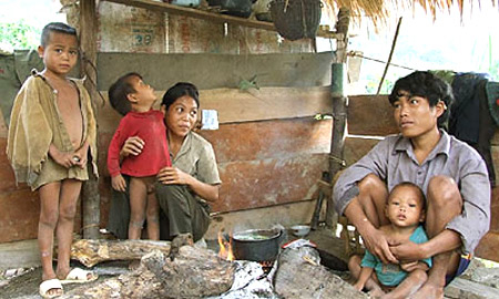 Chênh lệch phát triển tạo ra 'túi nghèo' của đất nước