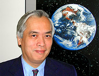 Trịnh Xuân Thuận, nhà thiên văn đưa những vì sao đến gần với con người