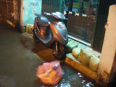 Khốn khổ với triều cường