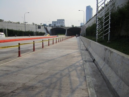 Vắng vẻ hầm Thủ Thiêm