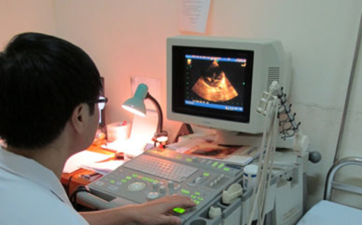 Viện phí có thể tiếp tục tăng vào năm 2014