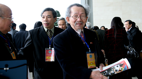 Chuyện kẻ ở, người đi