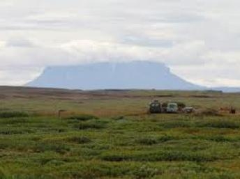Trung Quốc bị nghi ngờ mua đất ở Iceland để khai thác vùng Bắc Cực