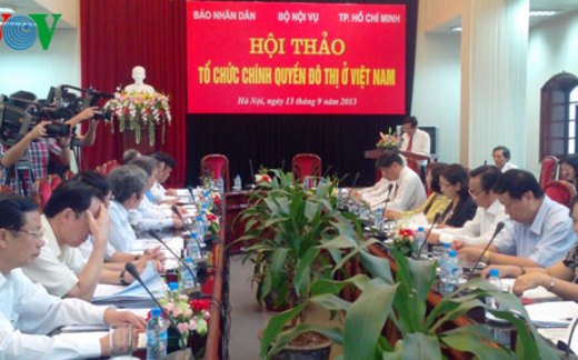 Chính quyền đô thị: Kiến nghị thực hiện từ tháng 10-2013