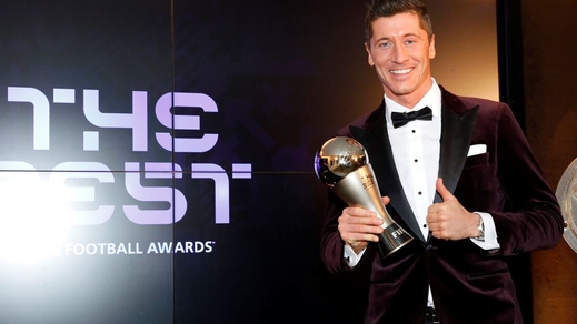 Lewandowski - Cầu thủ xuất sắc nhất của FIFA năm 2021