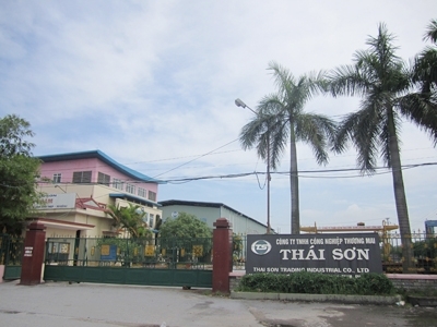 Khi đại gia 'nhập trại' vì nợ nần