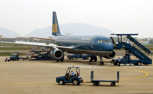 Phi công nghi dùng bằng giả lặng lẽ bỏ Vietnam Airlines