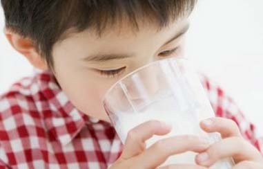 Thời điểm nào uống sữa tốt nhất trong ngày?