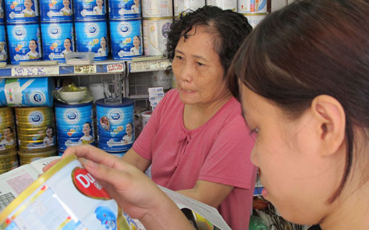 Bất an với sữa nhiễm khuẩn