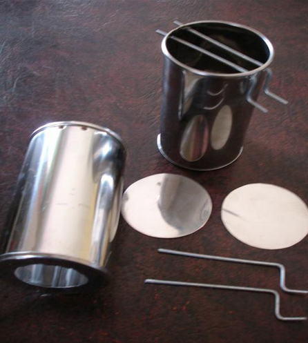 Giò chả ngày Tết: "Bẫy" bệnh từ phụ gia đến dụng cụ