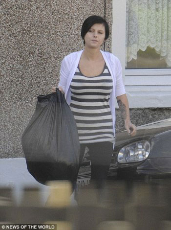 Cuộc đời bi kịch của Triệu phú xổ số tuổi teen