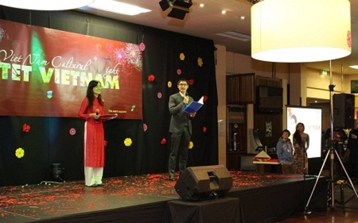 Tết Việt từ Dublin, Ai-len