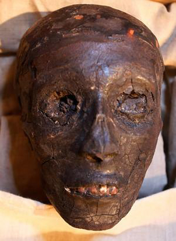 Giải mã cái chết bí ẩn của vua Ai Cập nổi tiếng