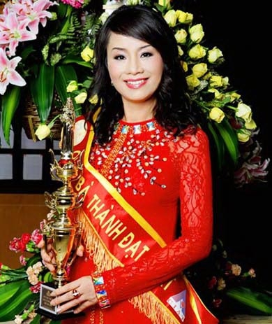 “Quý bà thành đạt” bị cấm xuất cảnh, vì sao?