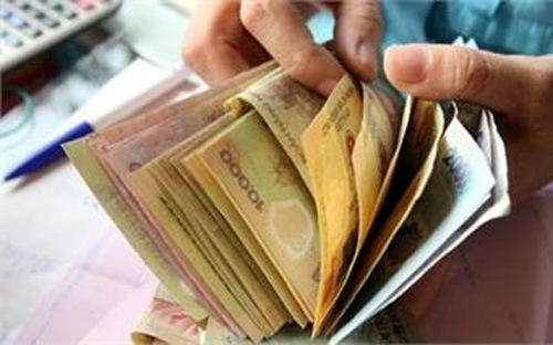 Tìm tiền tăng lương, Bộ trưởng than khó