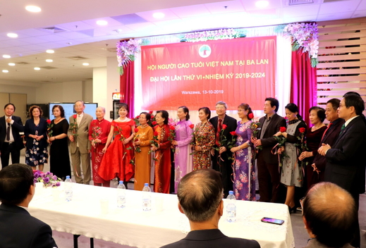 Đại hội lần thứ VI Hội NCTVN tại Ba Lan.