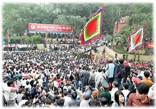 Gốc tích tục thờ Hùng Vương