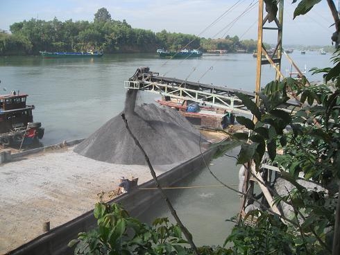 Khi “ông” dân xài luật… rừng “trị” doanh nghiệp