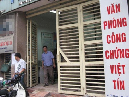 Trưởng phòng công chứng chết bí ẩn