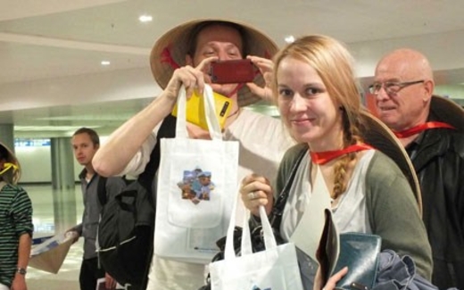 Nghịch lý “tăng giá” trong du lịch Việt