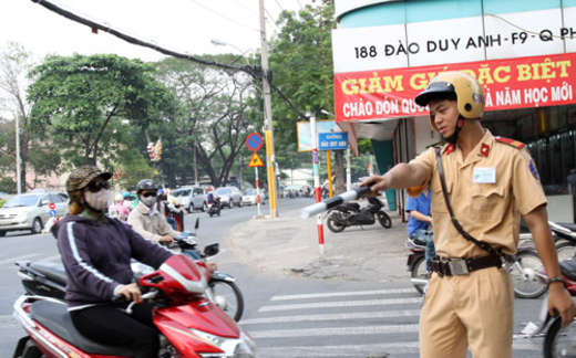 PHẠT HAY KHÔNG PHẠT: Rối như canh hẹ!