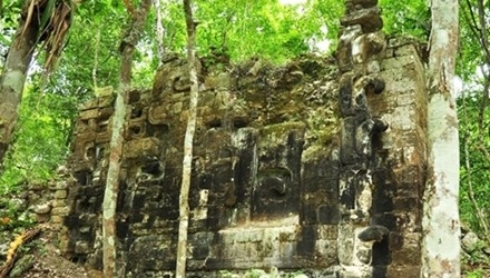 Xuyên qua 'miệng quái vật' vào thành phố cổ đại Maya