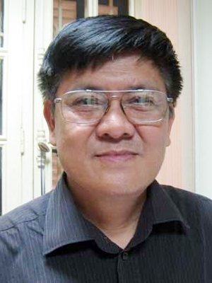 Cấm lên đồng: Khó vẫn phải làm