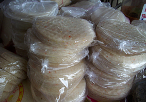 Những khúc biến tấu của bánh tráng Trảng Bàng