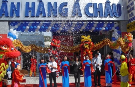“Ông lớn” cũng ngán trần lãi suất