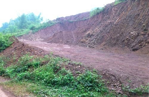 Đền bù đất theo giá thị trường nào?