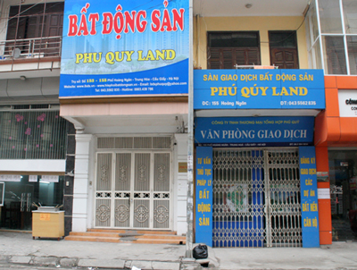 Vắng khách: Sàn BĐS đóng cửa đi chùa cầu may