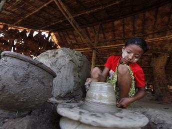 International Crisis Group kêu gọi xóa bỏ cấm vận Miến Điện
