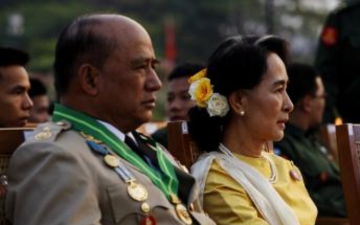 Nhà đối lập Aung San Suu Kyi lần đầu dự ngày Quân lực Miến Điện