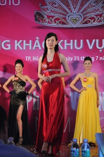 15 thí sinh KV phía Nam vào chung kết Hoa hậu Việt Nam 2010