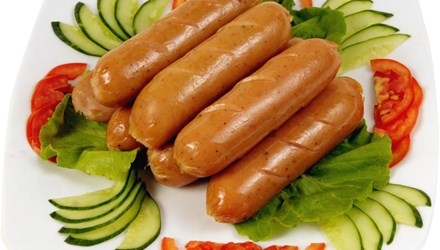 Hiểm họa ung thư từ xúc xích, lạp sườn
